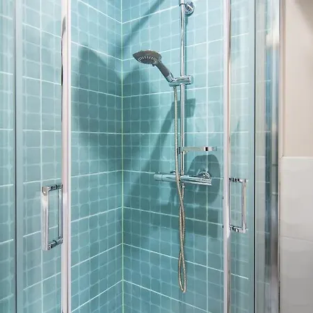 The Cozy Studio, Centre Apartment *